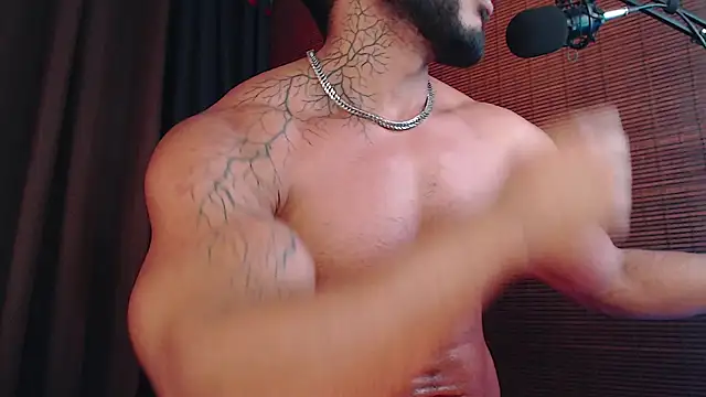 Snapshot of Artemis_Kazttman chatting on February 6, 2025, 11:20 am Artemis Kazttman online show from February 6, 2025, 11:20 am