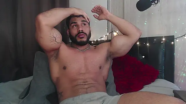 Snapshot of Artemis_Kazttman chatting on December 15, 2024, 1:57 am Artemis Kazttman online show from December 15, 2024, 1:57 am