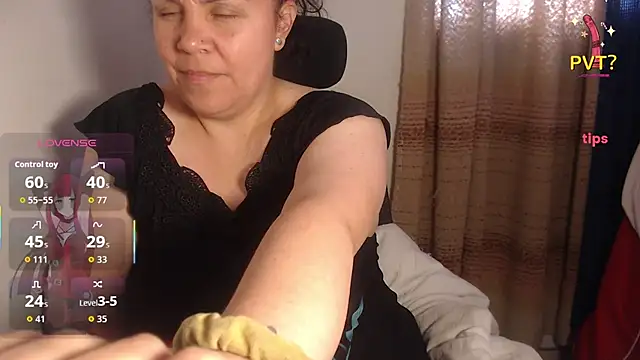 Snapshot of agathamiller01 chatting on July 28, 2026, 8:52 pm agathamiller01 online show from July 28, 2026, 8:52 pm