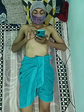 Snapshot of PrabV0319 chatting on June 7, 2026, 4:45 pm PrabV0319 online show from June 7, 2026, 4:45 pm