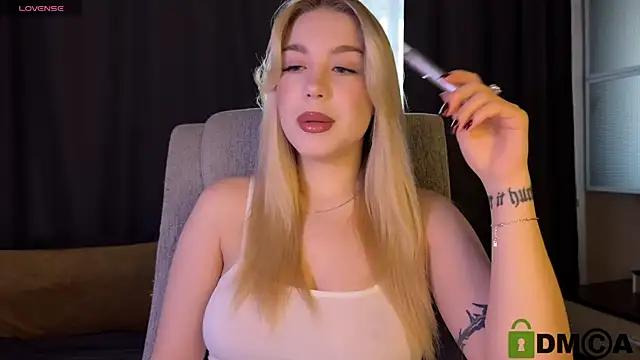 ariashaa online show from March 22, 2026, 2:51 pm