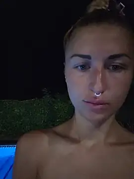 Snapshot of kylie_blck chatting on July 17, 2026, 1:58 am kylie blck online show from July 17, 2026, 1:58 am