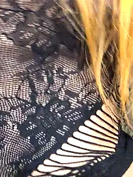 kylie blck online show from October 17, 2025, 3:32 am