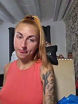 Snapshot of kylie_blck chatting on July 12, 2026, 12:55 am kylie blck online show from July 12, 2026, 12:55 am