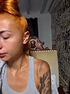 kylie blck online show from October 19, 2025, 2:58 am