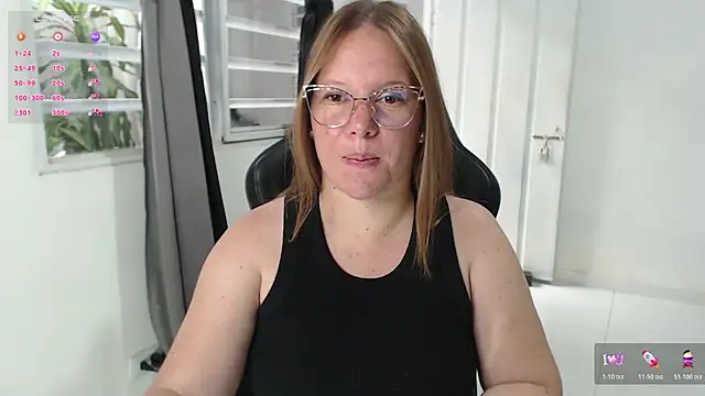 tamy shine87 online show from December 19, 2025, 8:55 pm