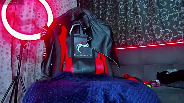 Snapshot of Lightt_Yagami chatting on October 23, 2025, 6:45 am Lightt Yagami online show from October 23, 2025, 6:45 am