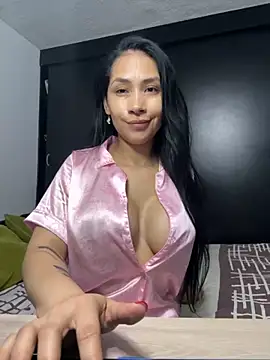 Angela isabella online show from November 19, 2025, 12:49 pm