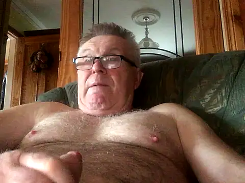 Snapshot of fatstud chatting on December 14, 2025, 11:38 am fatstud online show from December 14, 2025, 11:38 am