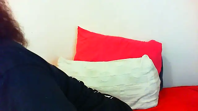 Snapshot of NAUGHTIECURVY chatting on June 16, 2026, 9:31 am NAUGHTIECURVY online show from June 16, 2026, 9:31 am