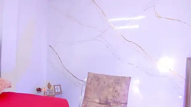 Snapshot of IsiisLovei chatting on November 29, 2025, 2:39 pm IsiisLovei online show from November 29, 2025, 2:39 pm