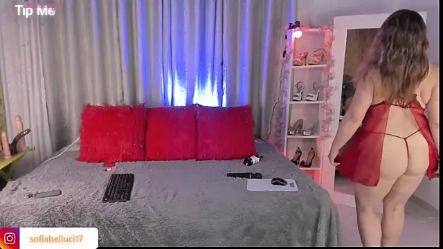 sofiiBell online show from May 7, 2026, 12:48 am