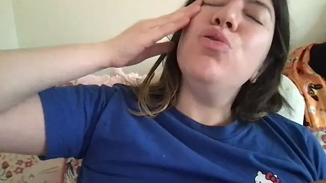 HYPHYtype online show from October 15, 2025, 7:44 pm