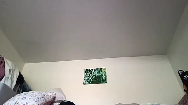 HYPHYtype online show from October 19, 2025, 7:49 pm