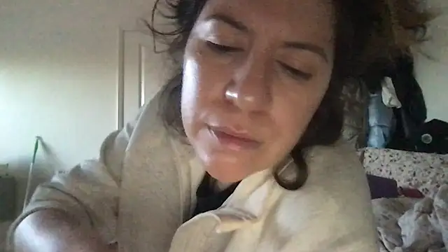 HYPHYtype online show from October 14, 2025, 3:01 pm