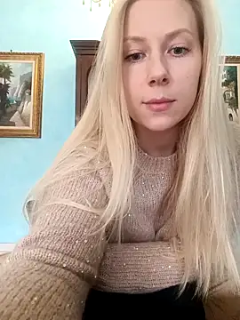 Prettierkate online show from December 15, 2025, 8:53 am