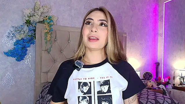 nini love01 online show from July 17, 2026, 3:59 am