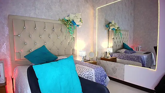 Snapshot of nini_love01 chatting on October 20, 2025, 4:03 am nini love01 online show from October 20, 2025, 4:03 am