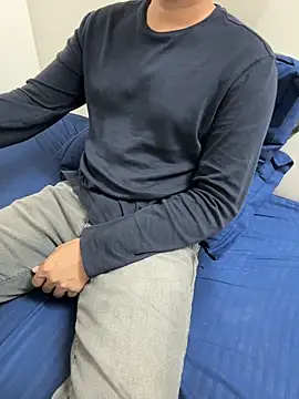 Arjun78877 online show from December 18, 2025, 7:29 pm