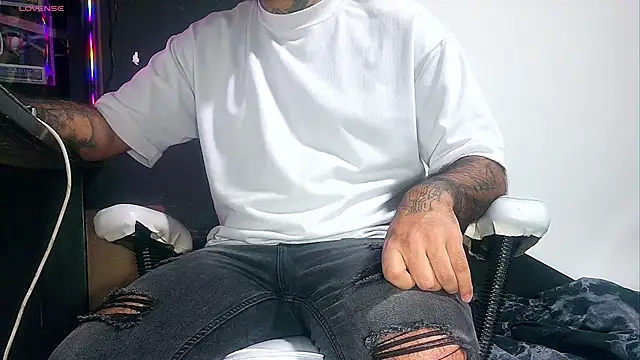 Snapshot of TeddyGominola_ chatting on December 2, 2025, 10:00 pm TeddyGominola online show from December 2, 2025, 10:00 pm