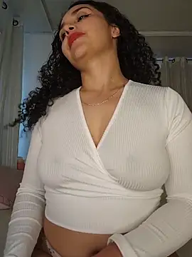 Snapshot of Lucy_Marin chatting on March 24, 2026, 2:28 pm Lucy Marin online show from March 24, 2026, 2:28 pm