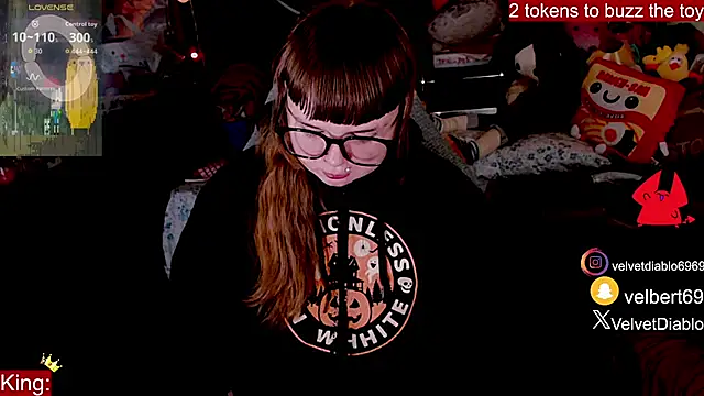 VelvetDiablo online show from April 22, 2026, 11:55 pm