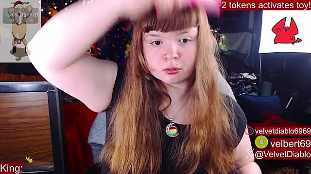 Snapshot of VelvetDiablo chatting on December 2, 2025, 12:55 am VelvetDiablo online show from December 2, 2025, 12:55 am