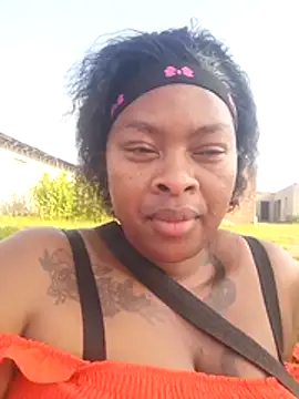 CuteHoney92 online show from January 11, 2026, 2:46 pm