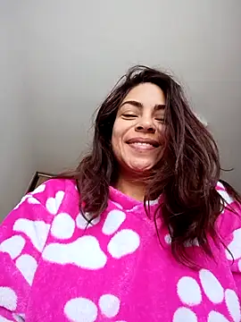 Snapshot of Ivanna2 chatting on November 1, 2025, 1:38 pm Ivanna2 online show from November 1, 2025, 1:38 pm