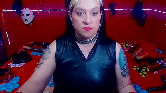 Snapshot of MATURE_Randy chatting on October 10, 2025, 12:11 am MATURE Randy online show from October 10, 2025, 12:11 am