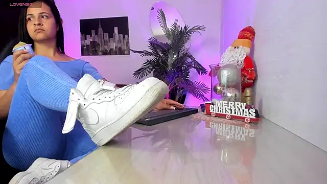 Amaia Bushida online show from November 27, 2025, 2:23 am