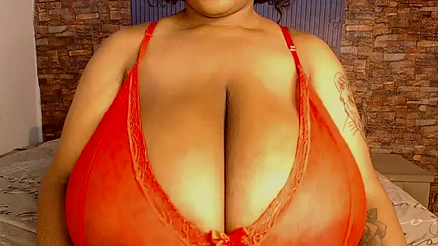 Snapshot of BigAssTitt chatting on July 19, 2026, 8:56 am BigAssTitt online show from July 19, 2026, 8:56 am