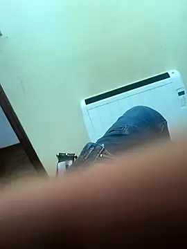 Snapshot of andros2712 chatting on March 25, 2026, 12:22 am andros2712 online show from March 25, 2026, 12:22 am