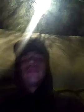 Snapshot of AlexAlejandro13 chatting on November 5, 2025, 4:48 am AlexAlejandro13 online show from November 5, 2025, 4:48 am