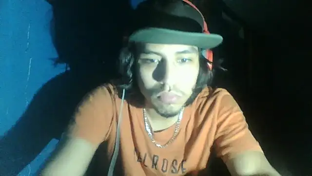 Snapshot of AlexAlejandro13 chatting on October 10, 2025, 7:09 am AlexAlejandro13 online show from October 10, 2025, 7:09 am