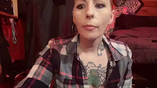 Snapshot of TeenyDoll chatting on December 1, 2025, 3:51 am TeenyDoll online show from December 1, 2025, 3:51 am