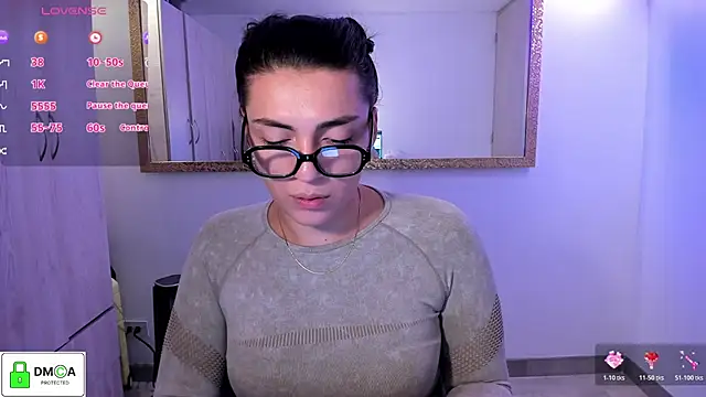EricaVanderhill online show from June 12, 2026, 12:08 am