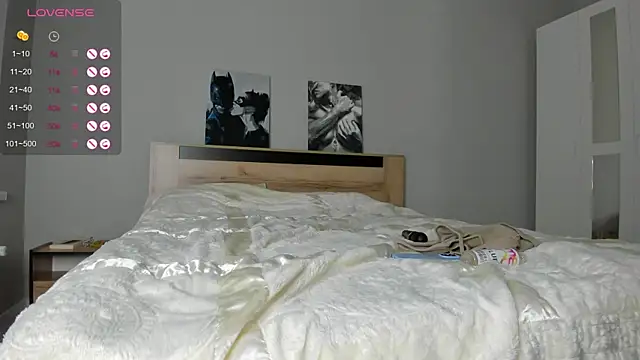 Bella Foryou online show from November 30, 2025, 3:24 pm