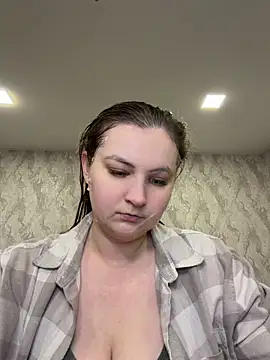 CandyShoopp online show from April 26, 2026, 11:18 am
