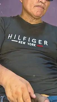 Snapshot of yandyaa chatting on April 9, 2026, 4:24 pm yandyaa online show from April 9, 2026, 4:24 pm