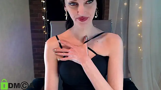 ms kelarini online show from February 15, 2025, 9:06 pm