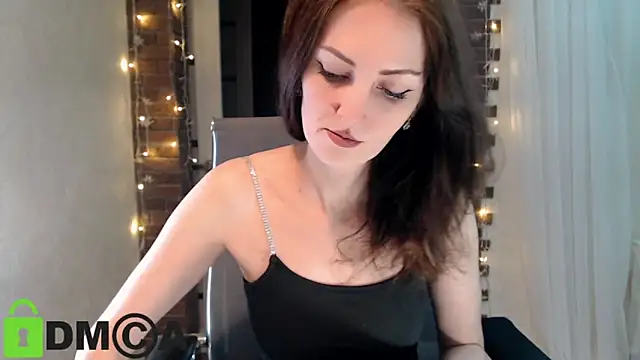 Snapshot of ms_kelarini chatting on November 29, 2025, 4:40 pm ms kelarini online show from November 29, 2025, 4:40 pm