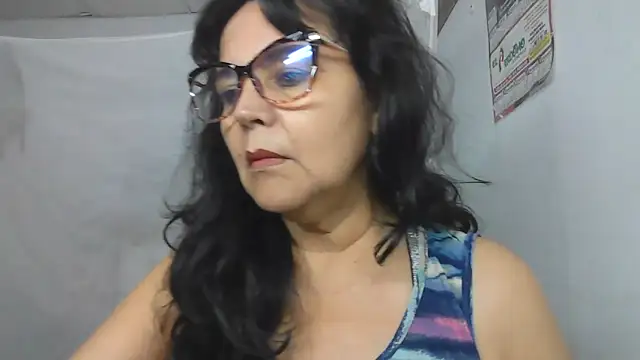 samyjons online show from November 4, 2025, 11:14 am