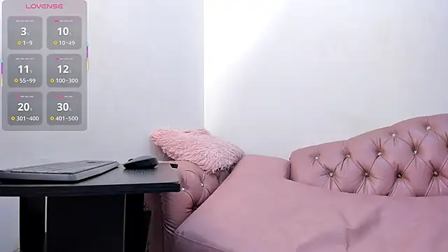 Snapshot of Mature_Skinny chatting on March 21, 2025, 7:24 pm Mature Skinny online show from March 21, 2025, 7:24 pm