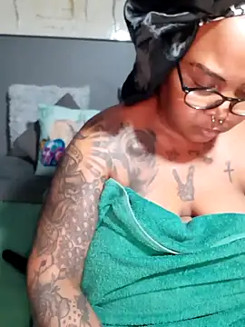 PearlSexxy69 online show from March 9, 2025, 2:07 am