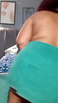 Snapshot of PearlSexxy69 chatting on March 17, 2026, 8:17 am PearlSexxy69 online show from March 17, 2026, 8:17 am