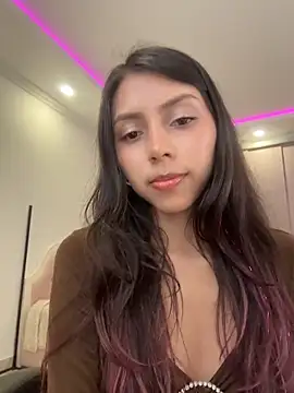Sensualtease online show from May 6, 2026, 12:14 am
