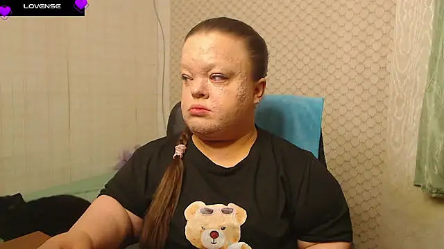 Snapshot of Janiffer_MiMi chatting on April 22, 2026, 6:47 pm Janiffer MiMi online show from April 22, 2026, 6:47 pm