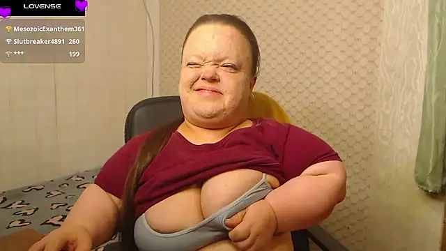 Snapshot of Janiffer_MiMi chatting on April 12, 2026, 3:10 am Janiffer MiMi online show from April 12, 2026, 3:10 am