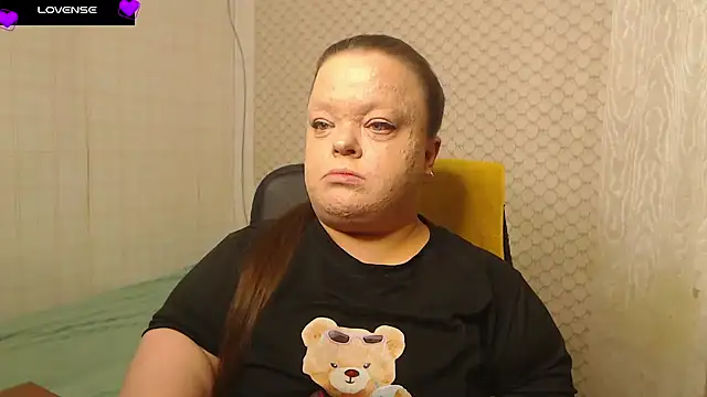 Snapshot of Janiffer_MiMi chatting on April 7, 2026, 5:48 pm Janiffer MiMi online show from April 7, 2026, 5:48 pm